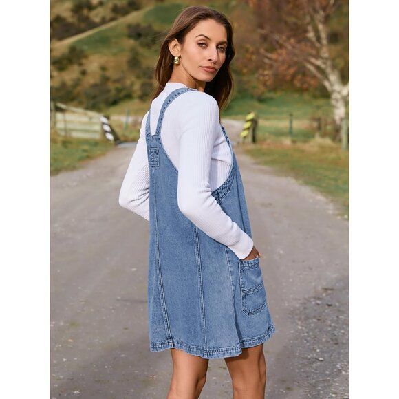 Women's Denim Overalls Light Blue Size M Pockets Adjustable Straps Casual - Picture 6 of 8